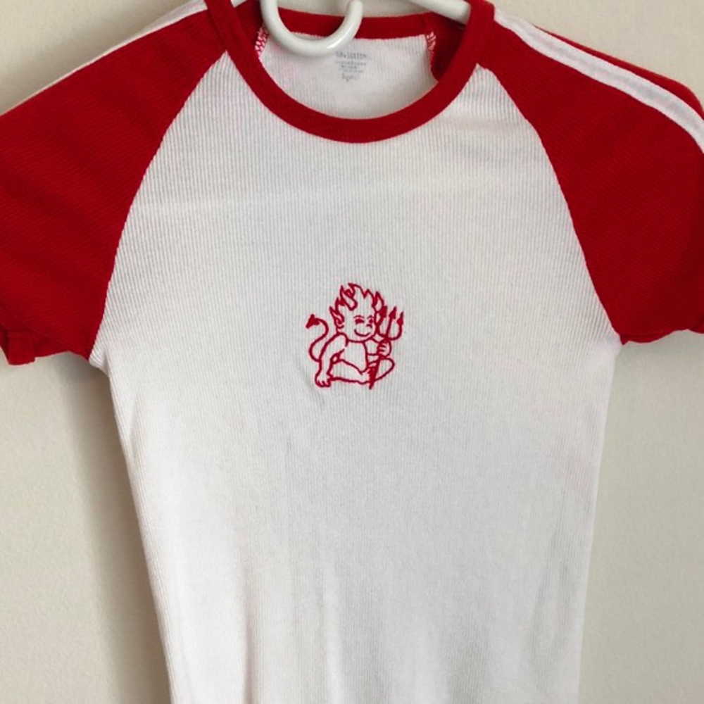 Brandy melville devil tee
